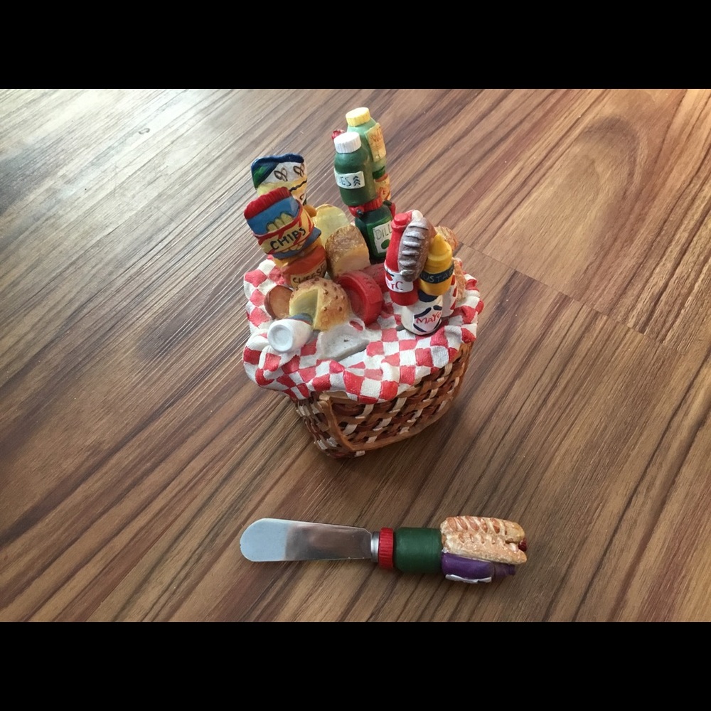 Mini spreaders for mustard ketchup etc.